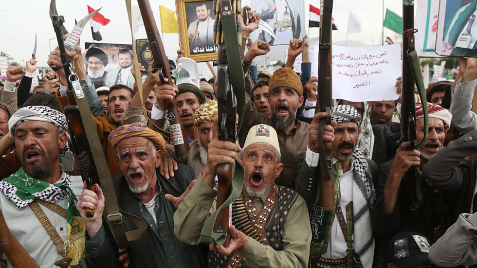 Houthis seize strategic Red Sea port near key shipping route – media