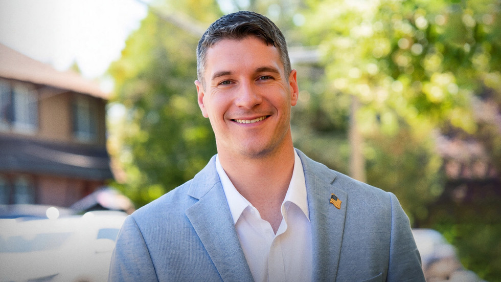 Gay US Democratic congressional nominee exposed as BDSM model – media (PHOTOS)