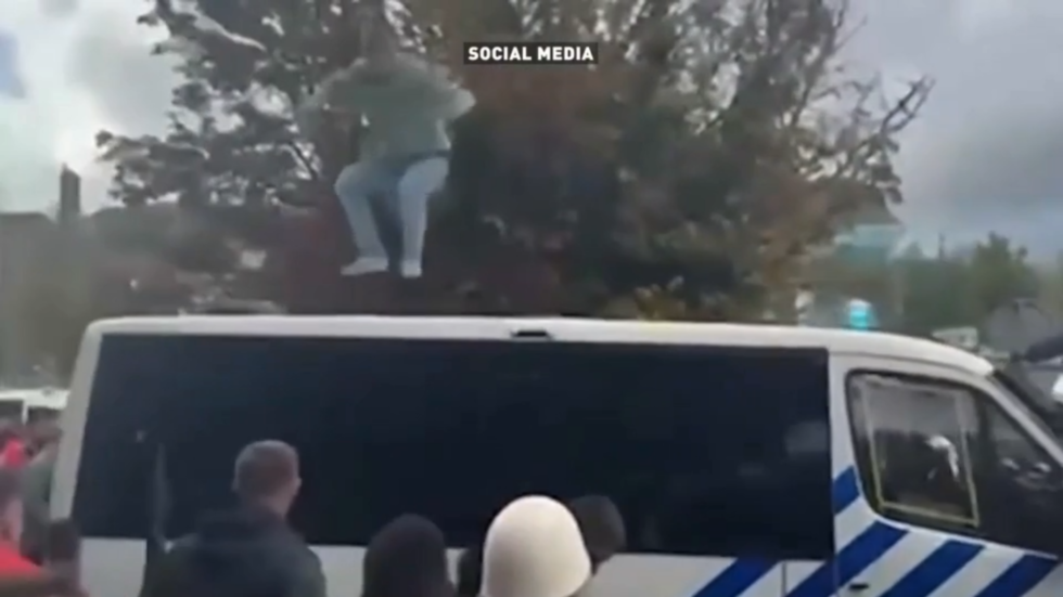 Protesters attack EU office over Kosovo leader’s war crimes conviction (VIDEOS)