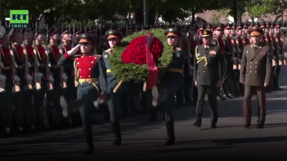 Indian and Russian army chiefs meet in Moscow as defense ties deepen
