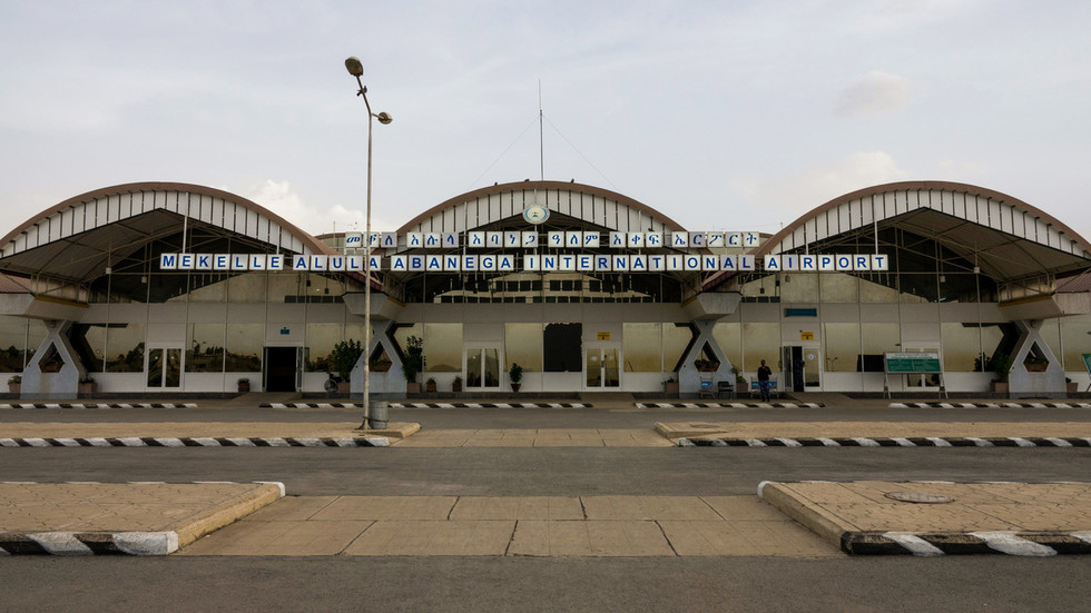 rt.com - RT - Ethiopian Airlines suspends Tigray flights after reported airport takeover