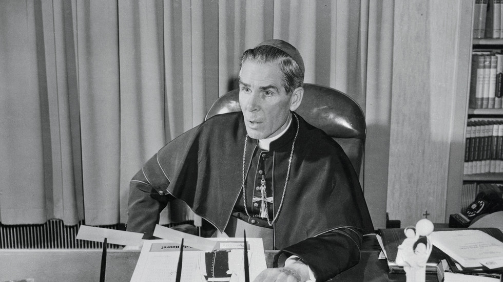 WATCH legendary Catholic TV bishop beatified