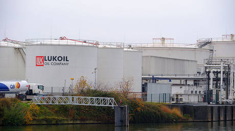 Russia remained India&rsquo;s top oil supplier in August