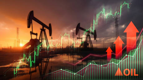 Oil tops $100 as Middle East conflict intensifies 