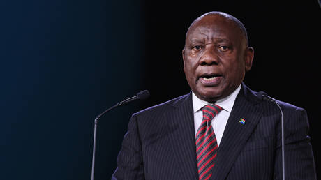 South Africa won&rsquo;t &lsquo;bow its head&rsquo; in US talks &ndash; president