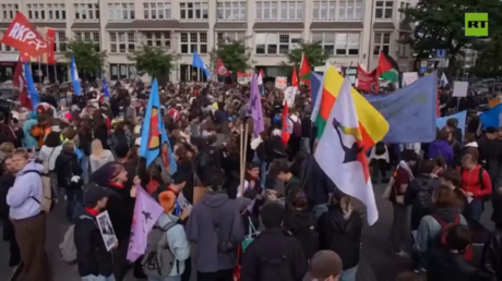 Tens of thousands protest German conscription plans (VIDEOS)