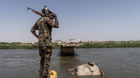 Hundreds of Sudan paramilitary fighters defect to army