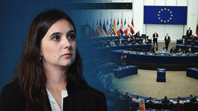 EU bans Zelensky’s former aide from parliament (VIDEO)