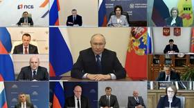 LATEST: Putin chairs cabinet meeting