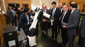 Egypt rolls out first homegrown robot (VIDEO)