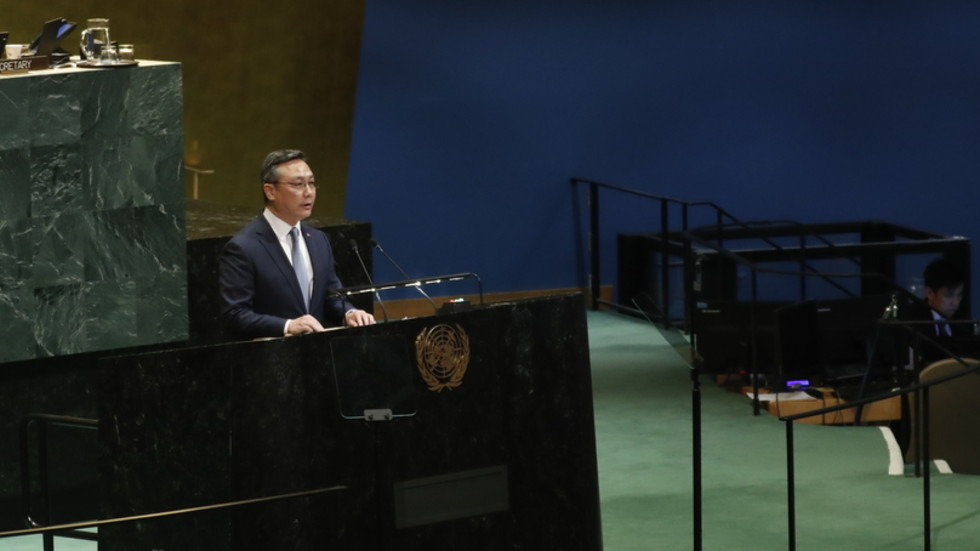 Iran has ‘legitimate right’ to civilian nuclear program – China