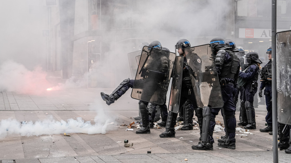 French teen has hand blown off by police grenade