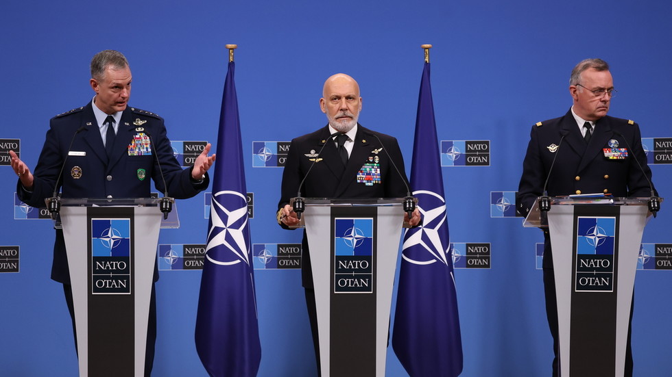 NATO’s top generals gather in Kiev