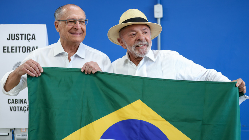 Facebook meddling in Brazilian election – Lula campaign
