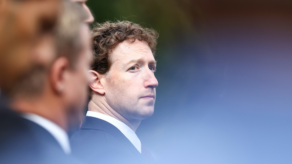 How the Cambridge Analytica scandal still haunts Mark Zuckerberg