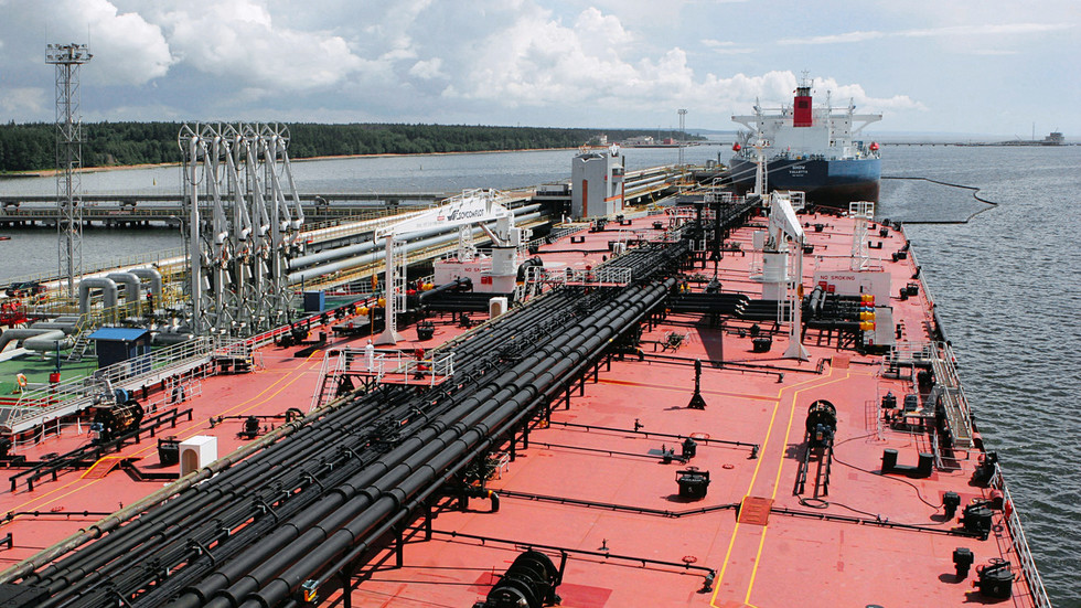 Russia sends three diesel tankers toward US