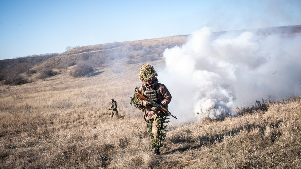Italy puts Ukraine weapons package on hold – media