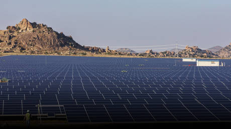 India approves $19 billion green-grid expansion plan