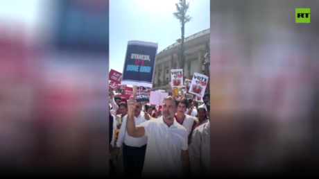 Indian opposition leaders detained at election commission protest
