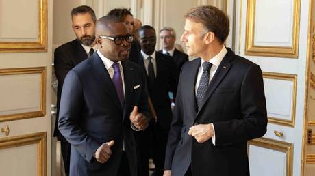 Benin demands France return cultural treasures