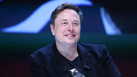 Putin aide urges Elon Musk to start building Russia-US tunnel