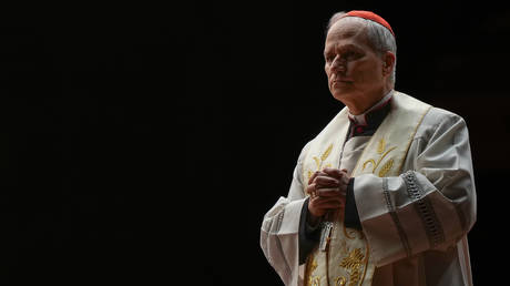 Pope diagnosed with lung cancer&nbsp;