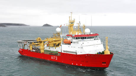 UK-s only naval icebreaker breaks down  Telegraph