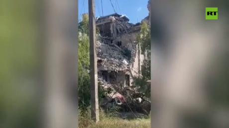 ‘People are starving-: Survivors recount horrors of Ukrainian siege (VIDEO)