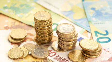 EU facing trillion-euro debt hole while seeking more cash for Kiev