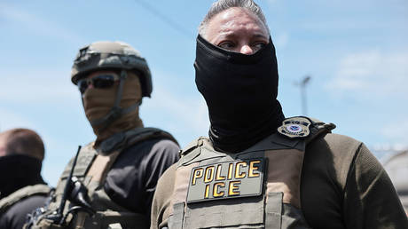 Hackers expose US immigration surveillance network