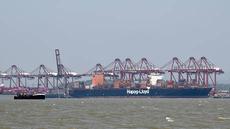 Indian exports to cross $1 trillion in current financial year  top Modi aide