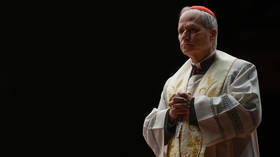 Pope diagnosed with lung cancer 