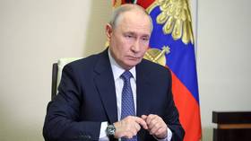 Putin tightens rules for strategic Russian companies