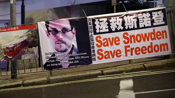 What to do with NSA leaker Edward Snowden?