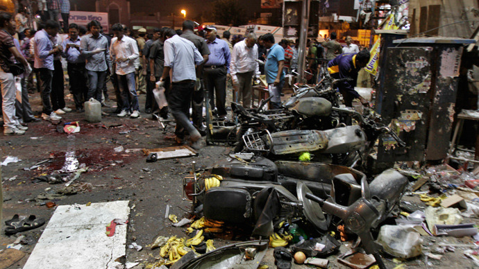 Two market explosions kill 14, wound over 100 in India