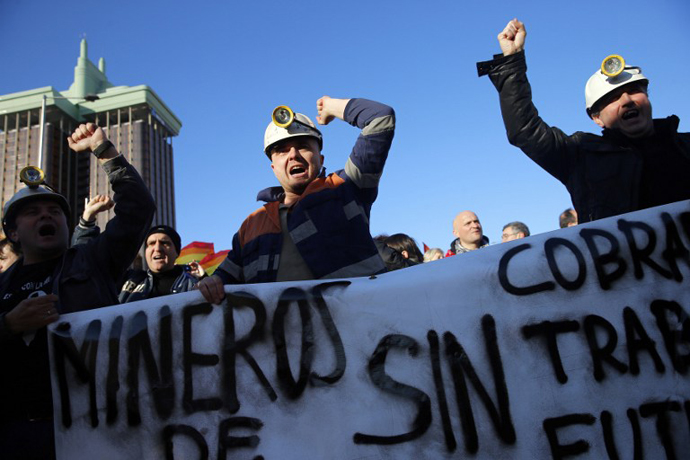 Miners attend a protest against government austerity on February 23, 2013 in Madrid. (AFP Photo / Cesar Manso)