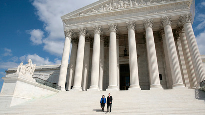 Supreme Court strikes down limits on overall campaign contributions