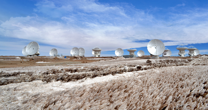 Credit: ALMA (ESO/NAOJ/NRAO), R. DurÃ¡n (ALMA) 