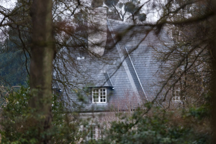 A picture shows part of the house of Russian tycoon Boris Berezovsky in Sunningdale, Berkshire, southwest of London, on March 24, 2013.(AFP Photo / Leon Neal)