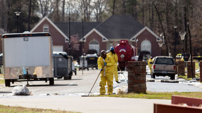 Arkansas oil spill: Exxon reacts to tax 'loophole,' pledges ‘to cover all costs’