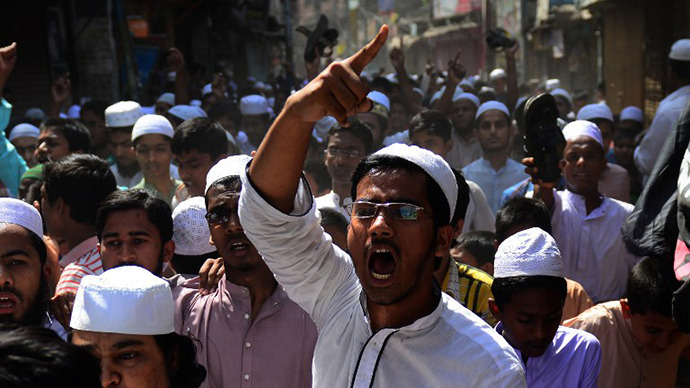 ‘Hang atheist bloggers’: Bangladeshi Muslims call for execution of blasphemers (PHOTOS)