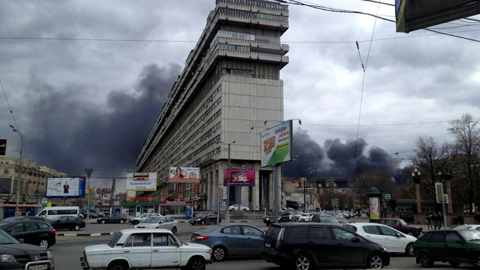 Columns of black smoke screen Moscow sky causing Twitter storm (PHOTOS)