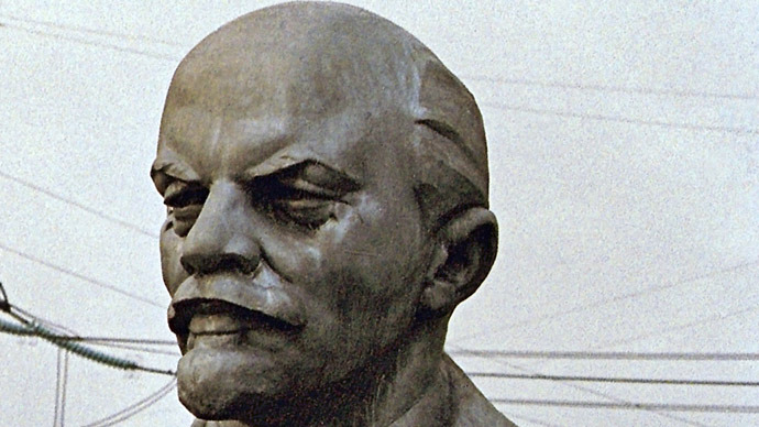 Growing support among Russians for Lenin burial