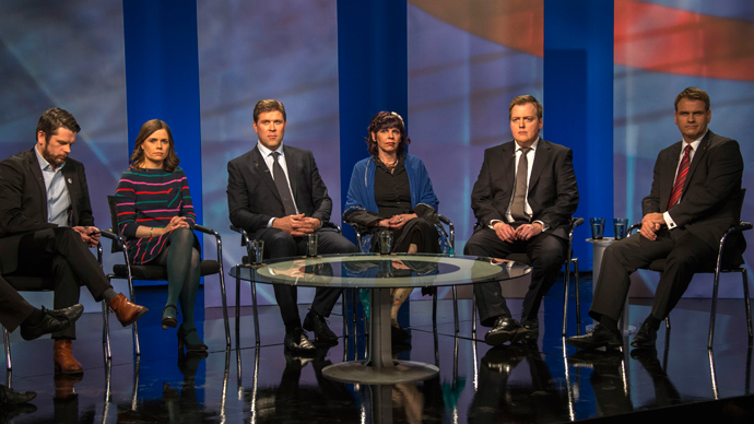 (L-R)Gudmundur Steingrims, leader of the Bright Future, Katrin Juliusdottir, leader of the Left Green Movement, the Independence Party's Bjarni Benediktsson, Pirate Party's Birgita Jonsdottir, the Progressive Party's Sigmundur Gunnlaugsson and Arni Pall Arnason, leader of the Social Democratic Alliance attend a TV debate on election night in ReykjavÃ­k, Iceland on April 28, 2013 (AFP Photo / Halldor Kolbeins)