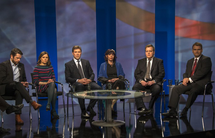 (L-R)Gudmundur Steingrims, leader of the Bright Future, Katrin Juliusdottir, leader of the Left Green Movement, the Independence Party's Bjarni Benediktsson, Pirate Party's Birgita Jonsdottir, the Progressive Party's Sigmundur Gunnlaugsson and Arni Pall Arnason, leader of the Social Democratic Alliance attend a TV debate on election night in ReykjavÃk, Iceland on April 28, 2013. (AFP Photo / Halldor Kolbeins)