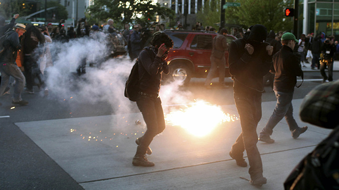 May Day mayhem in Seattle: Police mace and fire flash bang grenades at protesters (PHOTOS, VIDEO)