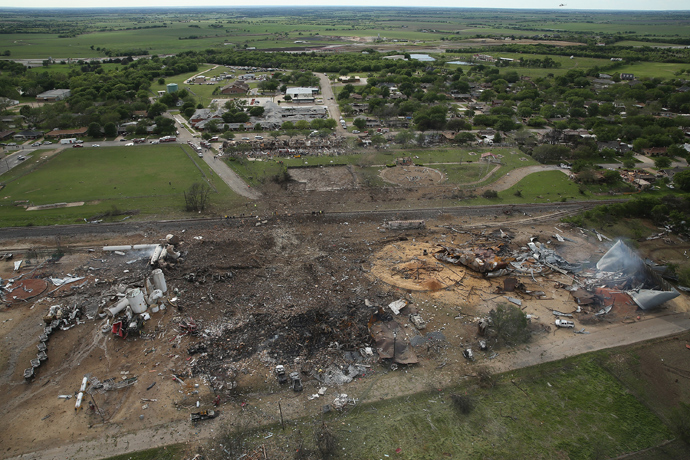 The West Fertilizer Company, shown from the air, lies in ruins on April 18, 2013 in West, Texas (AFP Photo / Chip Somodevilla)