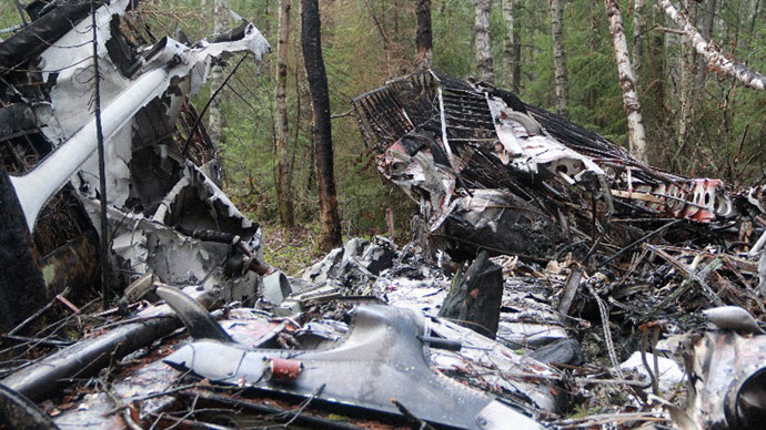 Urals ghost plane: Wreckage found year after crash, 11 dead bodies (GRAPHIC PHOTOS)