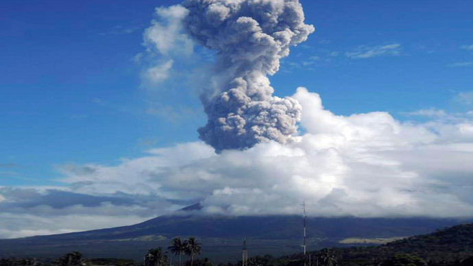 5 Climbers killed after Volcano erupts in Philippines