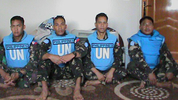 Abducted UN peacekeepers (photo from Yarmouk martyrs brigade's Facebook page)